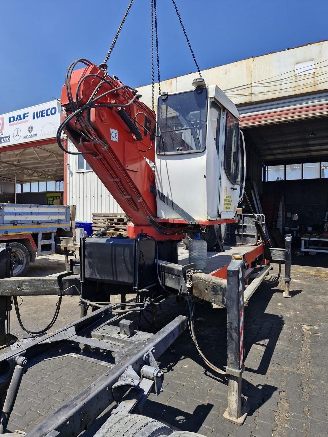 Mobil vinç şasi ve aks bakımı
